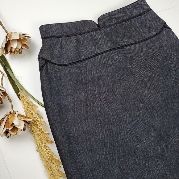 New Dahlia Charcoal Skirt  Gorgeous Zipper Detailing Size 8 - Picture 3 of 9